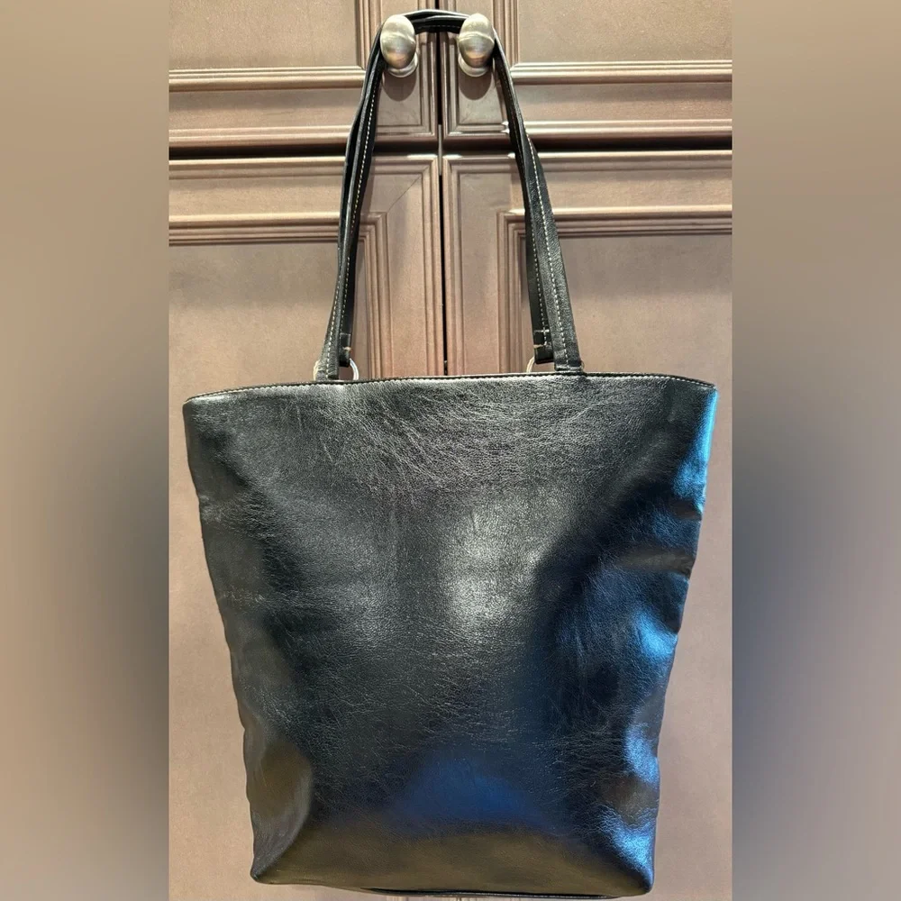 Liz Claiborne Black Leather Tote with Pink “C” Monogram, Initial Accent - Picture 3 of 7